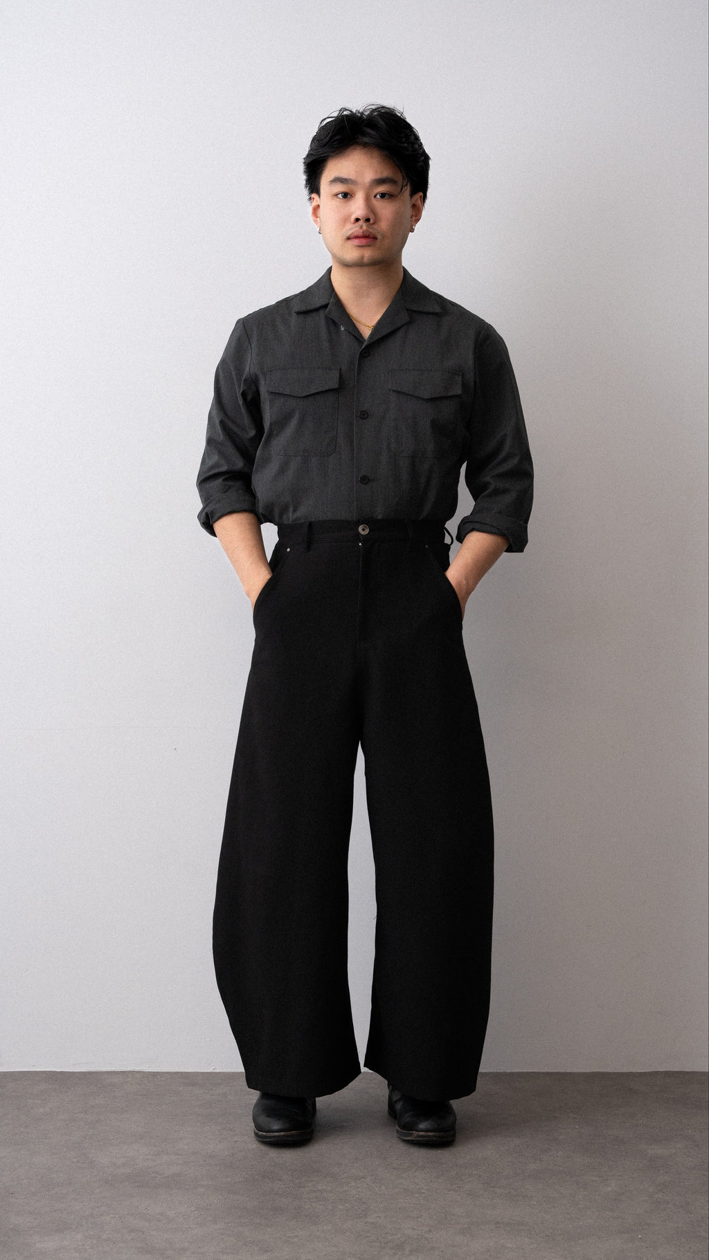 BLACK ARC TROUSERS